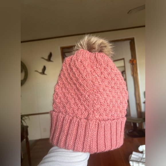 ROXY NEW Blizzard Beanie Cable Knit Pom - Picture 2 of 12